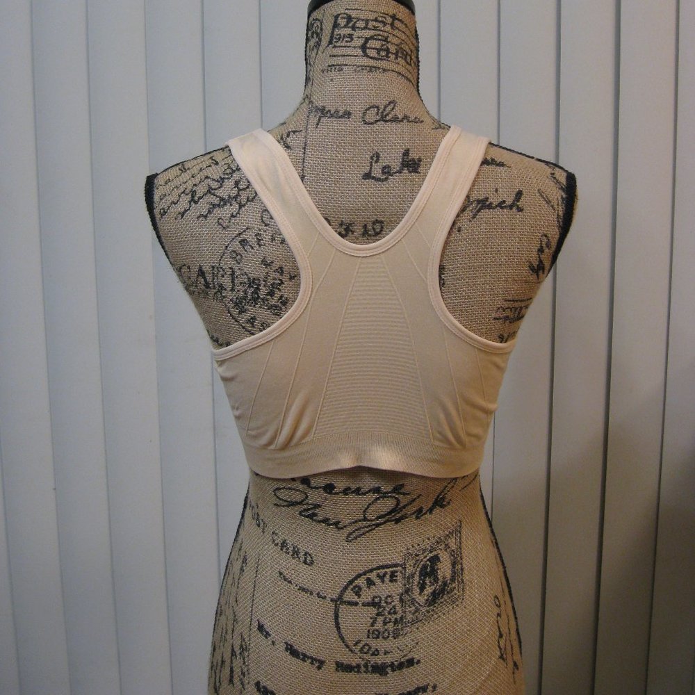 NWOT nude zip front sports bra M med - Picture 4 of 6